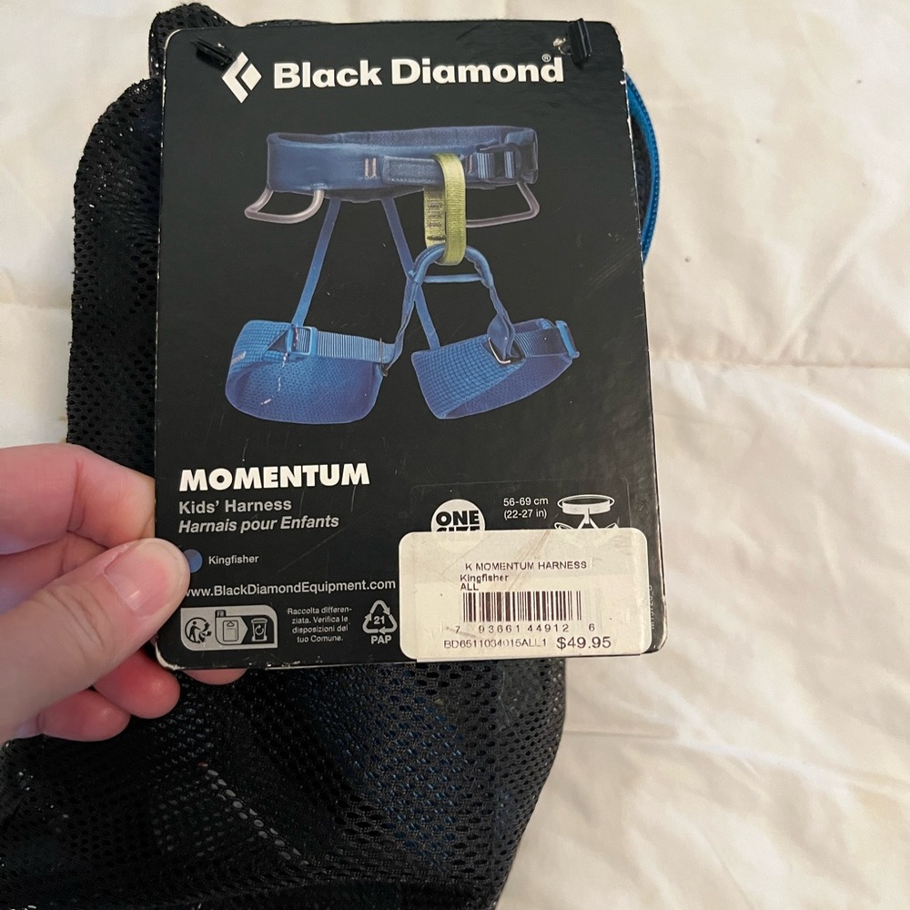 NWT Black Diamond Momentum Kids' Harness in Blue with Yellow Loop
